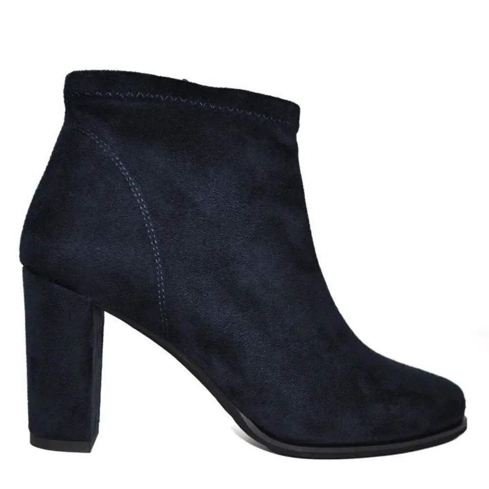 ✨Noah Ankle Boot Romina Blue Sz 40✨